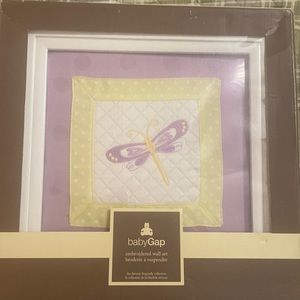 BABY GAP BRAND NEW UNOPENED FRAMED EMBROIDERED WALL ART SET OF 2